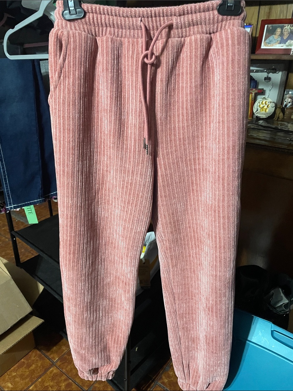 Women's Ribbed Jogger Pants in Dusty Rose